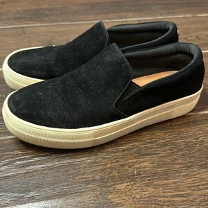 Steve Madden Black Suede Slip ons Sz 7.5